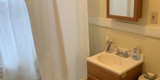 One Bedroom Comm @ Warren Brighton/Allston Gallery 5