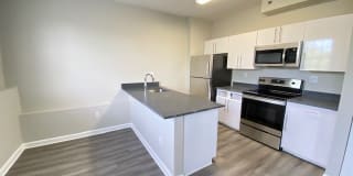 Spinnaker Square Apartments Gallery 5