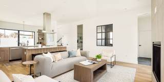 LUX 3BD, 4BA Sunnyside Home with Office and 2-Car Garage Gallery 10