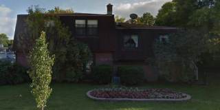 201 West Oak Street Gallery 1