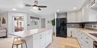 Pool Home for rent Gallery 32