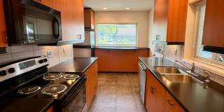 Beautifully Updated 3-Bedroom Brick Ranch in Kettering Gallery 6