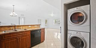 Beautiful 4 bed 3 bathroom Single Family Home with a large fenced yard Gallery 12