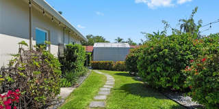 930 N 11th Ct Gallery 27
