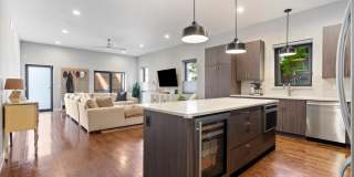 1410 W Huron Street Gallery 11