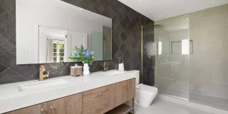 712 N Rodeo Dr Gallery 22