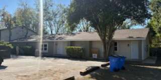 428 North Vaughan Avenue Gallery 1