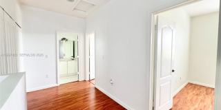 3910 NE 13th Dr Gallery 13