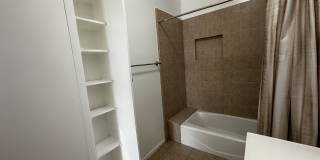 1417 2nd Avenue Gallery 18