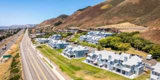 Pismo Beach Condo Features Ocean Views, minutes from the coast. Gallery 24