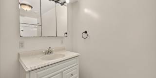 6430 BELLEVUE Place Gallery 37