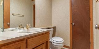 4 BR/2.5 BA Duplex in East Fayetteville Gallery 12