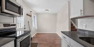 Charming 3BR House in Rosemount Charming 3BR House in Rosemount Gallery 6