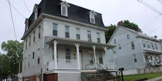3 Bedroom Duplex with Finished Loft Gallery 1