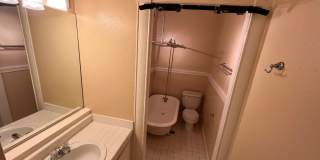 ADAMS STREET APARTMENTS Gallery 33