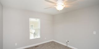 1014 Douglas Avenue Gallery 31