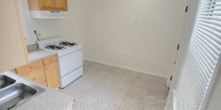 927 E Lexington Dr. Gallery 4