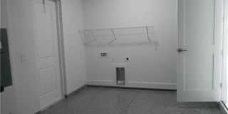 320 Poplar Street Gallery 29