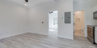 1619 Le Grand Street Gallery 2