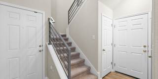 Beautiful 4bd/3.5ba Home! Upstairs Bonus Room & Faces Greenbelt in South Austin! Gallery 17