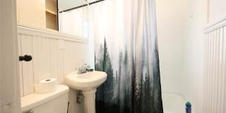 21751 ROSLYN Road Gallery 13