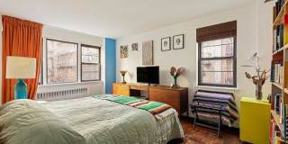 39 Gramercy Park North Gallery 5