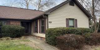 One Level Condo Convenient to Battleground Ave Gallery 1