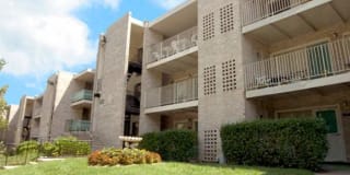 Pinebrook Apartments Gallery 15