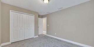 230 VISTA LAKE Circle 230 VISTA LAKE Circle Gallery 21