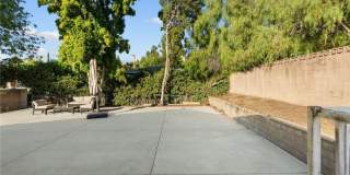 4700 Topanga Canyon Boulevard Gallery 16