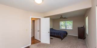 Beautiful 3 bed 2 bath Home - AVAILABLE NOW! Gallery 27