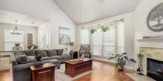 4719 River Rock Gallery 4