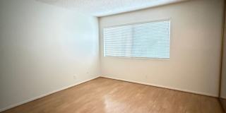*Spacious 1 Bedroom in La Jolla!* Gallery 8