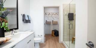 J. Ardin at Apopka Gallery 16