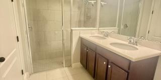 Hamlin Reserve - 4 Bed 3.5 Bath Gallery 17