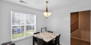 2523 Robinson Place Gallery 6