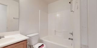 ALL TILE DUPLEX IN NOLANVILLE!!! Gallery 7