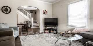 3040 North College Avenue Gallery 1