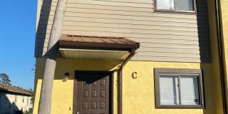 Centrally Located Townhome Near Schools, Shopping & Dining! *1/2 Off Security Deposit for A-D Military!* Gallery 1