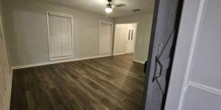 211 Plantation Road Gallery 74