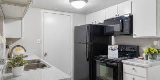 Sheridan Springs Apartments Gallery 8