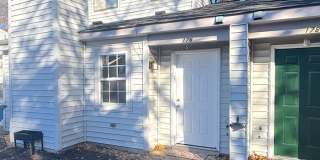 176 South Kentucky Avenue Gallery 1