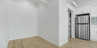 Hollywood Hills Apartments Gallery 4
