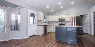 3 bedroom Home in Diamond Valley Gallery 5