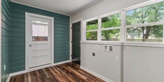 Beautifully Renovated Home Gallery 23