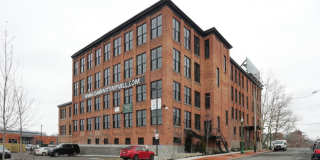 Oak Knitting Mill Apartments – Franklin Square Available Gallery 5