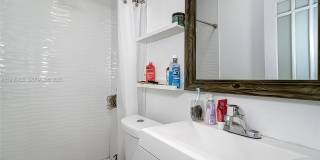 216 SW 6th St Gallery 29