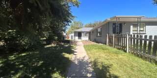 $0 DEPOSIT OPTION. CHARMING 2BED/1BATH DUPLEX NEAR SLOAN LAKE!! Gallery 3