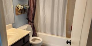 Furnished 3BR Boulder Pointe Townhome | End Unit + AC + Fenced Backyard Gallery 11