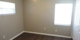 4 Bedroom/2 Bath located in Golf Club Manor Gallery 8